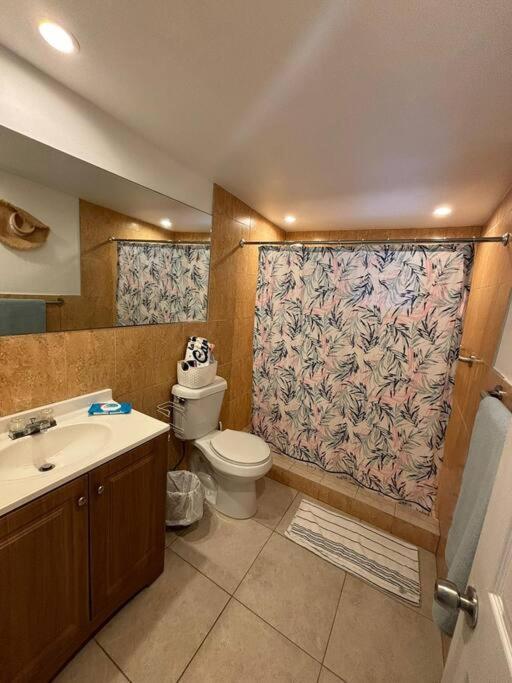 Quiet & Centrally Located House - Private Parking, Laundry And Storage For Luggage Miami Bagian luar foto